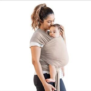 Moby Wrap Carrier in Taupe